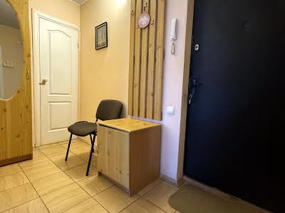 квартира за адресою Митрополита Василя Липківського вул. (Урицького), 32