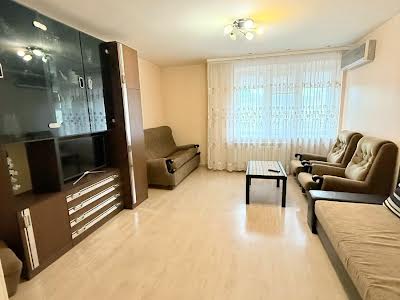 квартира за адресою Антоновича вул. (Горького), 88
