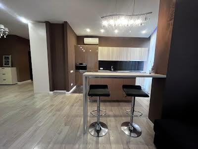 квартира за адресою Дмитрівська вул., 80
