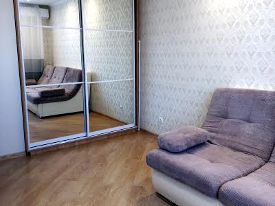 квартира за адресою Київ, Родини Крістерів вул., 20-Б
