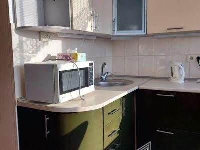 квартира за адресою Дністровська вул., 19