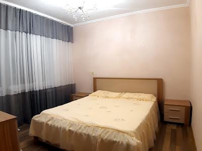 квартира за адресою Любомира Гузара просп. (Космонавта Комарова), 10-А