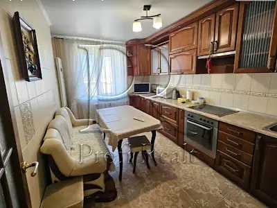 квартира за адресою Симиренка вул., 1-Г