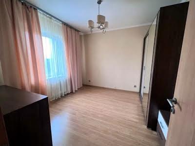 квартира за адресою Олевська вул., 7