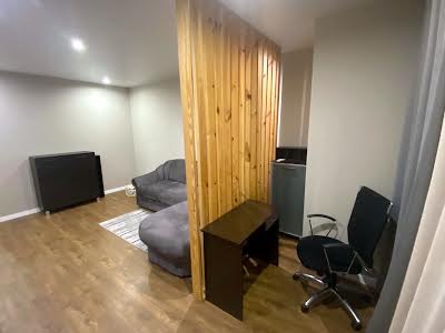 квартира за адресою Білоруська вул., 36А