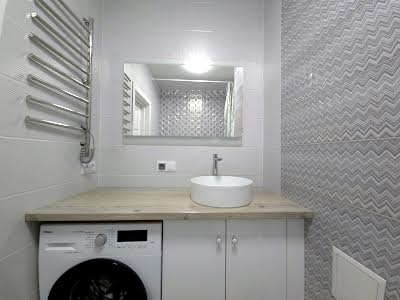 квартира по адресу Единства ул., 4