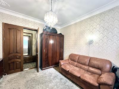 квартира по адресу Кловский спуск, 4