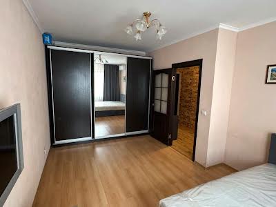 квартира за адресою Бориса Гмирі вул., 16