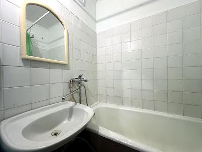 квартира за адресою Київ, Каштанова вул., 5