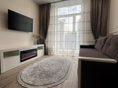 квартира по адресу Братьев Шеметов ул., 10/8
