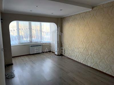 квартира по адресу Героев Полка 