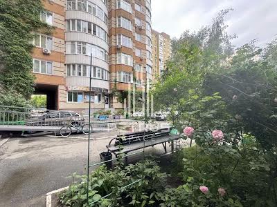 квартира за адресою Урлівська вул., 16/37