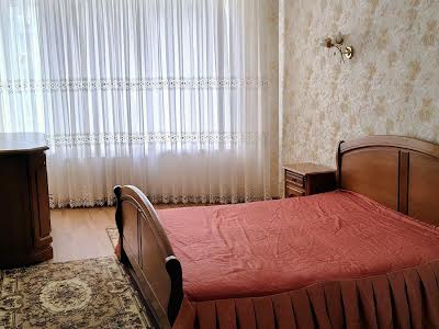 квартира за адресою Дніпровська набережна вул., 26-А