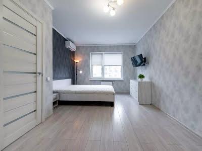 квартира за адресою Бориса Гмирі вул., 16
