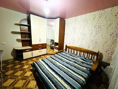 квартира за адресою Валентинівська вул. (Блюхера), 58а