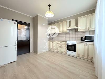 квартира за адресою Урлівська вул., 24