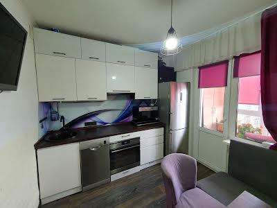 квартира за адресою Бориса Гмирі вул., 18