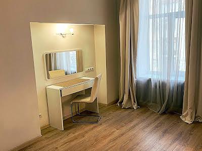 квартира по адресу Шота Руставели ул., 36