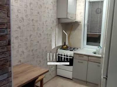 квартира за адресою Київ, Волинська вул., 4