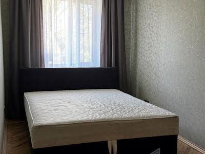 квартира за адресою Харківське шосе, 4