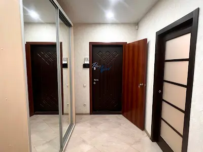 квартира за адресою Регенераторна вул., 4