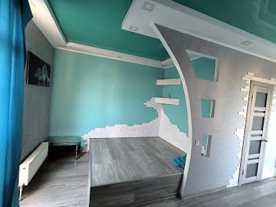 квартира за адресою Дмитра Луценка вул. (Крейсера 