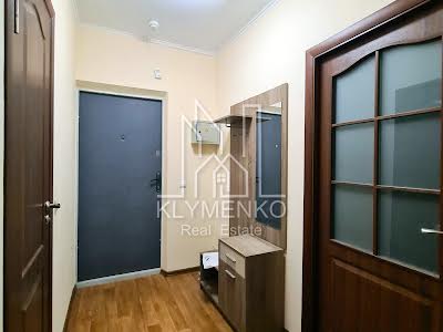 квартира по адресу Софии Русовой ул., 3-В