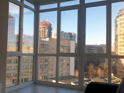 квартира по адресу Евгения Коновальца ул. (Щорса), 36-Е