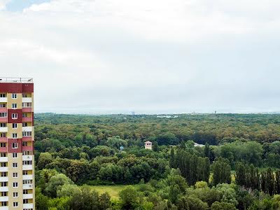 квартира за адресою Академіка Глушкова просп., 9-Д