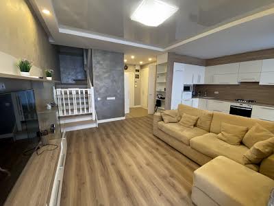 квартира за адресою Жулянська вул., 1г