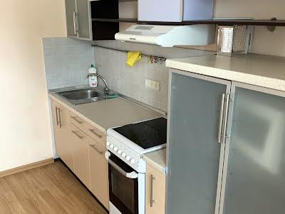 квартира за адресою Урловськая, 11А