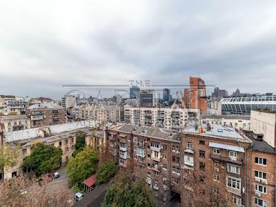 комерційна за адресою Антоновича вул. (Горького), 33в