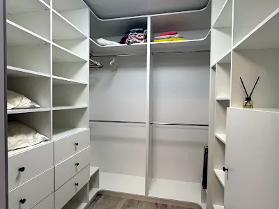 квартира за адресою Зарічна вул., 2