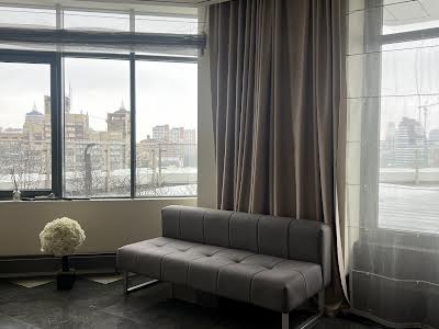квартира по адресу Болсуновская ул. (Сергея Струтинского), 2