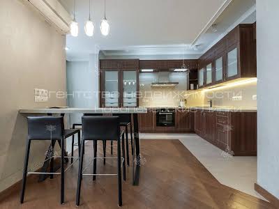 квартира за адресою Андрія Верхогляда вул. (Михайла Драгомирова), 7