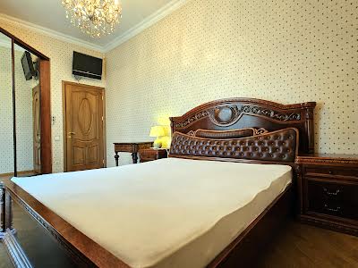квартира за адресою Київ, Михайла Бойчука вул. (Кіквідзе), 3