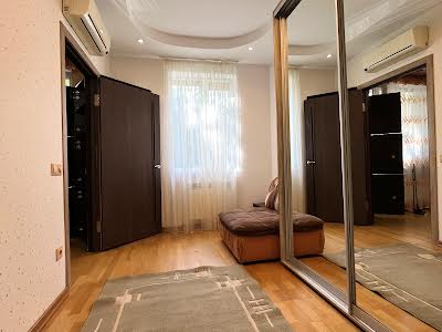 квартира по адресу Волынская ул., 8