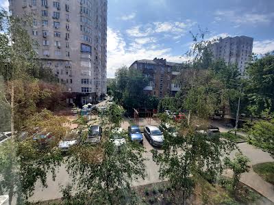 квартира за адресою Максима Кривоноса вул., 17