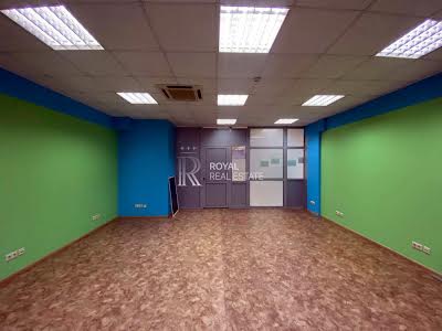 комерційна за адресою Біличанська вул., 44а