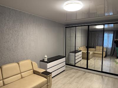 квартира за адресою Науки просп., 54 Б