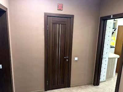 квартира по адресу Героев Небесной Сотни просп., 18/1