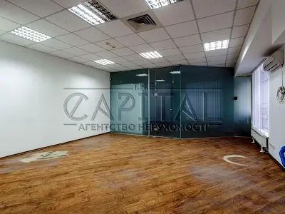 комерційна за адресою Березняківська вул., 29