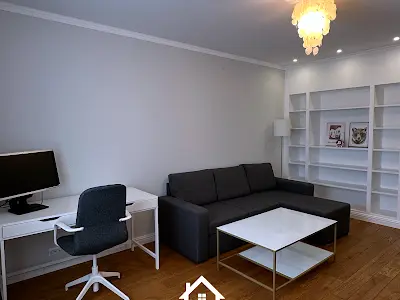 квартира за адресою Дениса Рачінського вул. (Комбінатна), 25
