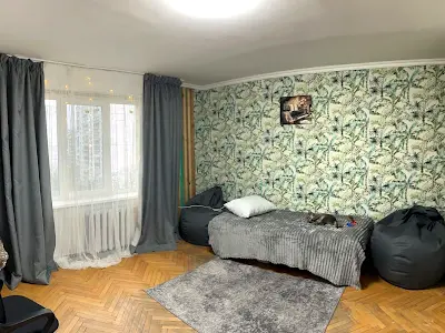 квартира за адресою Романа Шухевича просп. (Генерала Ватутіна), 30
