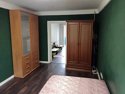 квартира за адресою Леоніда Каденюка просп. (Юрія Гагаріна), 17