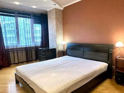 квартира по адресу Михаила Котельникова ул., 33