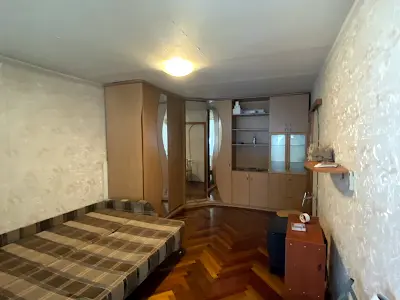 квартира за адресою Дніпровська набережна вул., 3