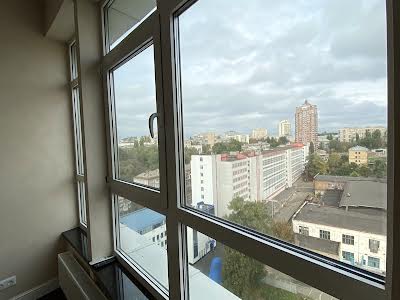 коммерческая по адресу Кловский спуск, 7