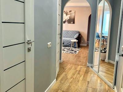 квартира по адресу Леси Украинки бульв., 5