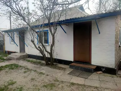 будинок за адресою Незалежності